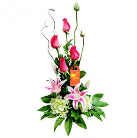 rosas lirios y hortensias $60.000